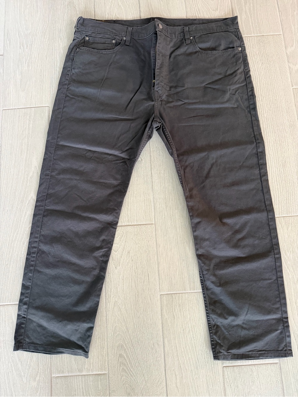 Levi's Men's Black Straight Jeans